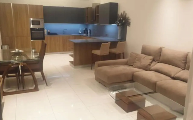 Eivissa Apartment - Spacious Accommodation