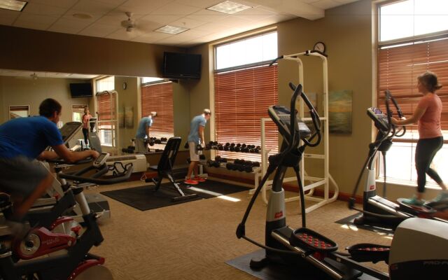 The Plaza Hotel & Suites Winona