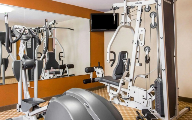 Econo Lodge Lake Region