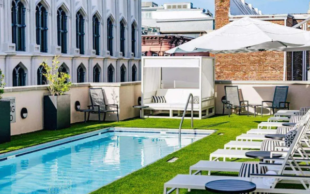 The Lindy Renaissance Charleston Hotel