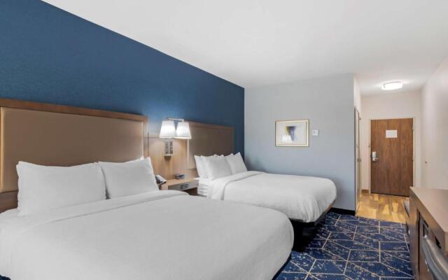 Best Western Plus St. Louis Airport Hotel