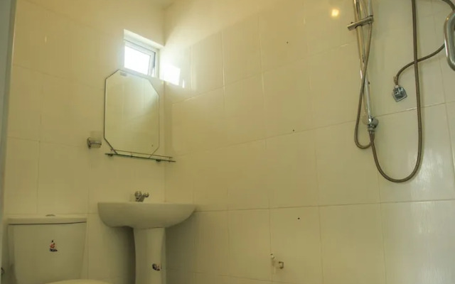 Tharanga Surfing Villa