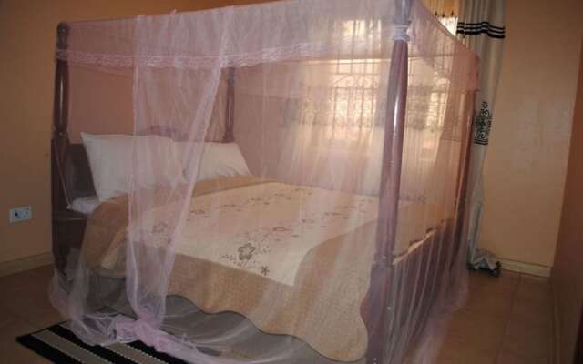 Prime Rose Hotel
