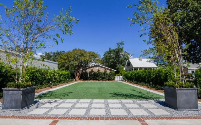 Oyster Bay Boutique Hotel