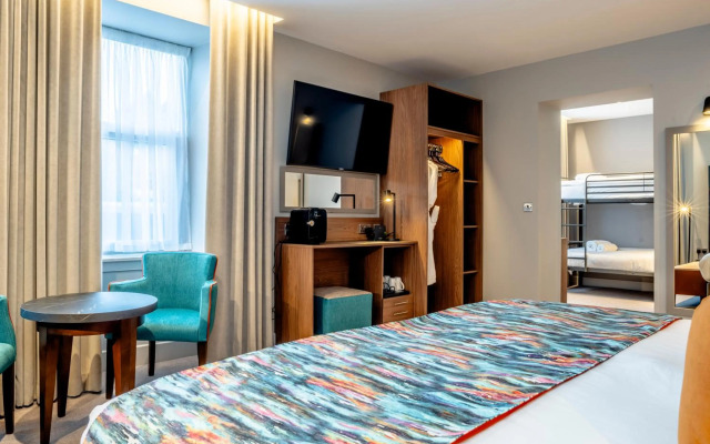 Star Hotel