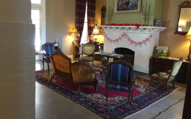 The Belmont Inn