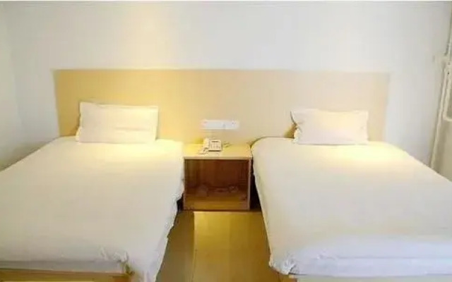 Ruyijia Business Hotel