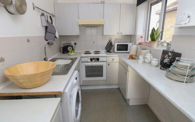 Flat 2, Clifton Gardens