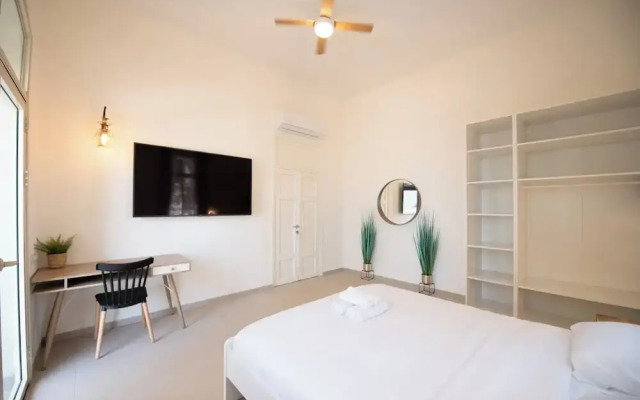 PORT CITY HAIFA - Authentic Luxury BG