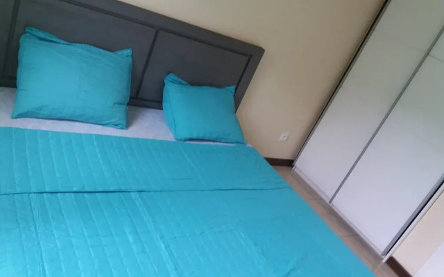 House With 2 Bedrooms in Petite-île, With Furnished Terrace - 5 km Fro - фото 2