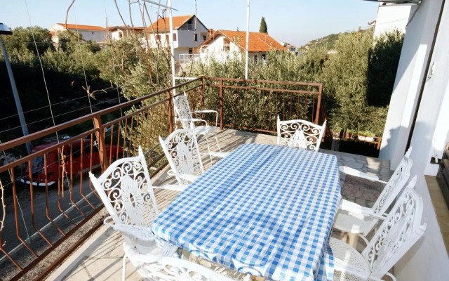 Apartments with a parking space Podaca, Makarska - 6055