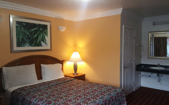 Flamingo Inn Long Beach