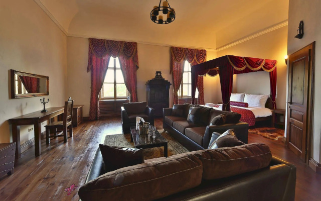 Hotel The Grand Viglas