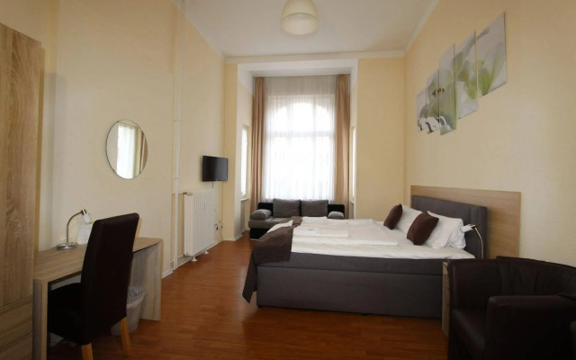 Hotel Pension Elegia am Kurfürstendamm
