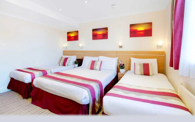 Queens Park Hotel