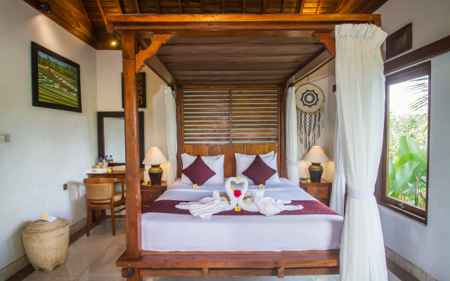 Uma Caming Villas & Gym