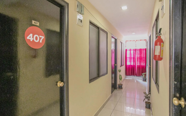 OYO 8476 Garden Comfort