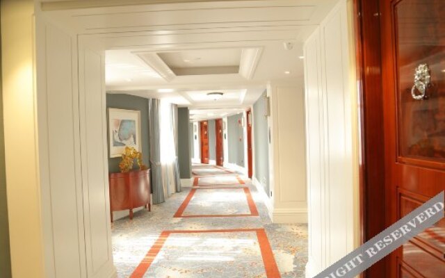 Wharfe Hotel