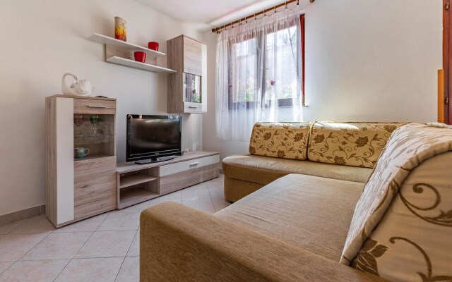 Awesome Home in Medulin With Wifi and 1 Bedrooms
