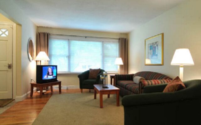 Skaneateles Suites