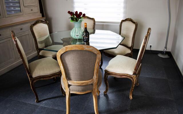 Fantastic holiday home in Spa with bubble bath and sauna