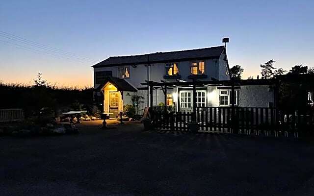 The Farmers Arms