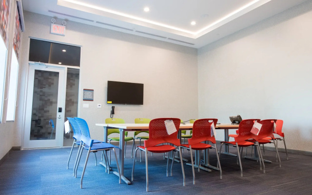 Aloft New York LaGuardia Airport