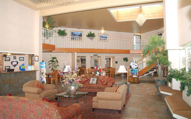 The Buena Park Hotel & Suites