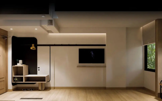 ROOMS INC Sudirman Jakarta