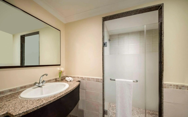 Mövenpick Hotel & Residence Hajar Tower Makkah