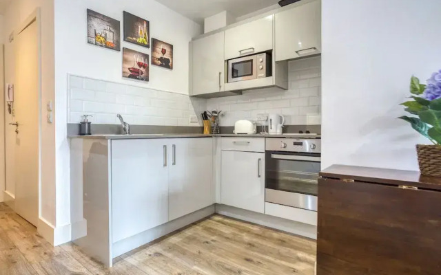Studio Apartment  Central London