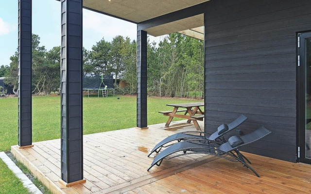 9 Person Holiday Home in Vaeggerlose