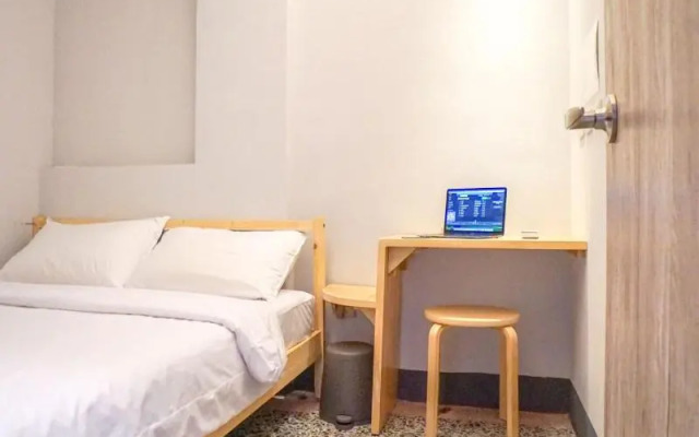 World Inn - Hostel