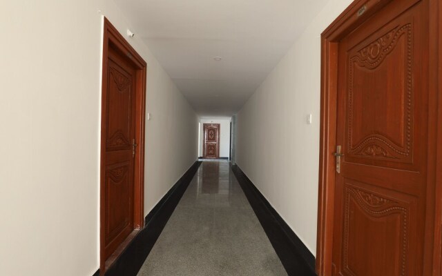 OYO 14184 Hotel Green Stone