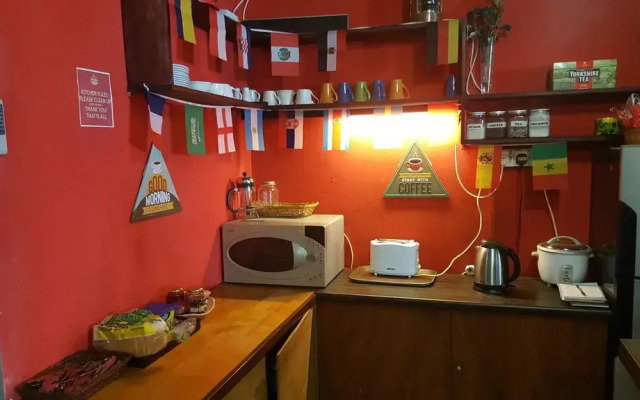 Borneo Seahare Guesthouse - Hostel