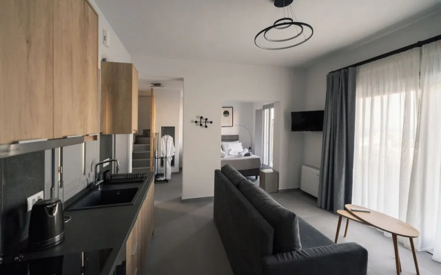 Uranides Luxury Suites