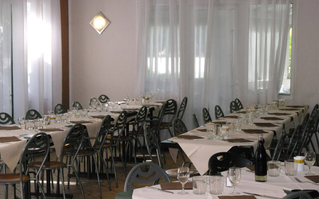 Hotel du Moulin à Vent Gerland