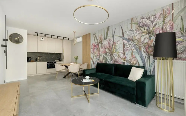 Apartment in Dziwnow by River and Beach