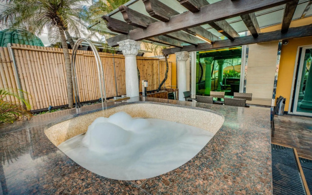 Fields Plaza Condo