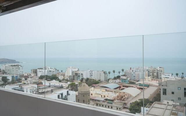 GLOBALSTAY. Martino 2BR Apartments. Sea View, Pool, Gym, BBQ