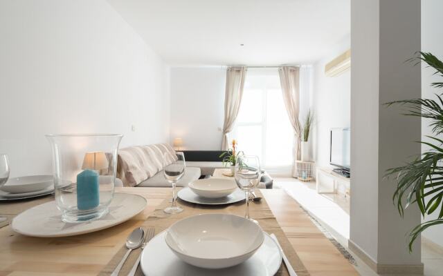 Ahro Suites Blanco Soler 3