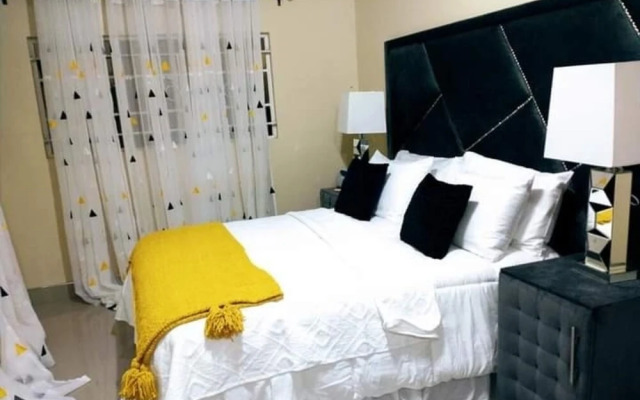 Apartment With 2 Spacious Bedrooms
