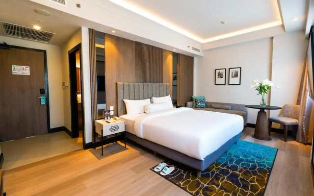 Deka Hotel Surabaya HR Muhammad