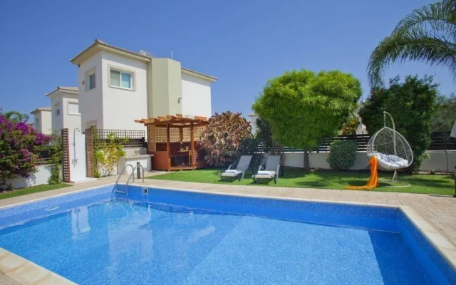 Cyprus Villa Near the Beach, Sotira Villa 1001