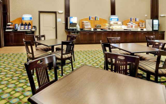 Holiday Inn Express Hotel & Suites Limerick - Pottstown by IHG