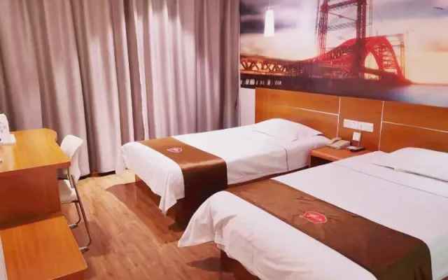 Thank Inn Plus Hotel Shandong Heze Yuncheng Bus Station