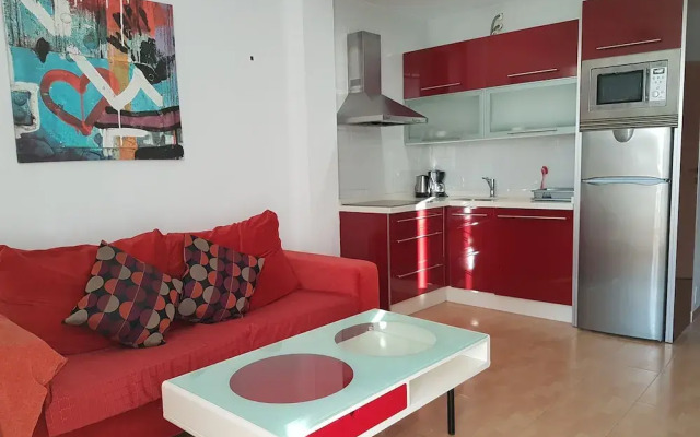 Corona central location mini penthouse