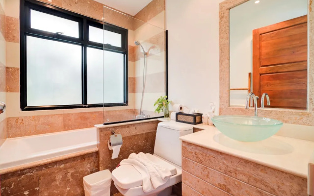 Kan Panorama Seaview Villa