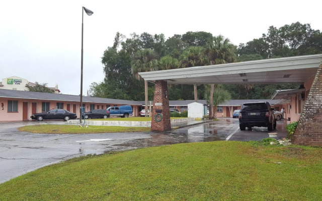 Economy Lodge
