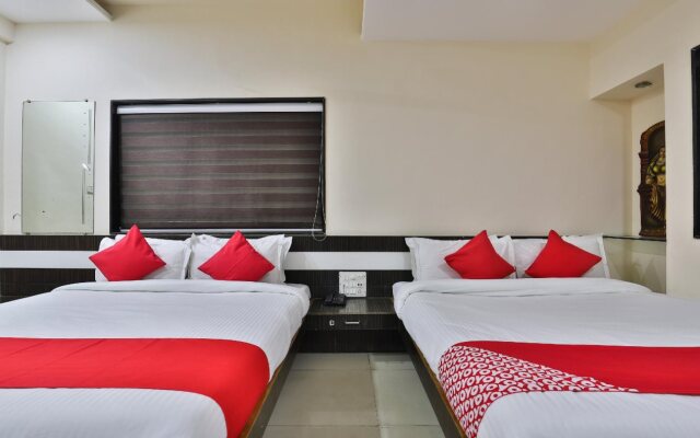 Varma Palace By OYO Rooms